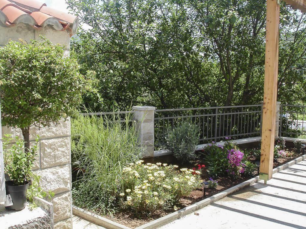 Apartments Silvija Mokošica Εξωτερικό φωτογραφία